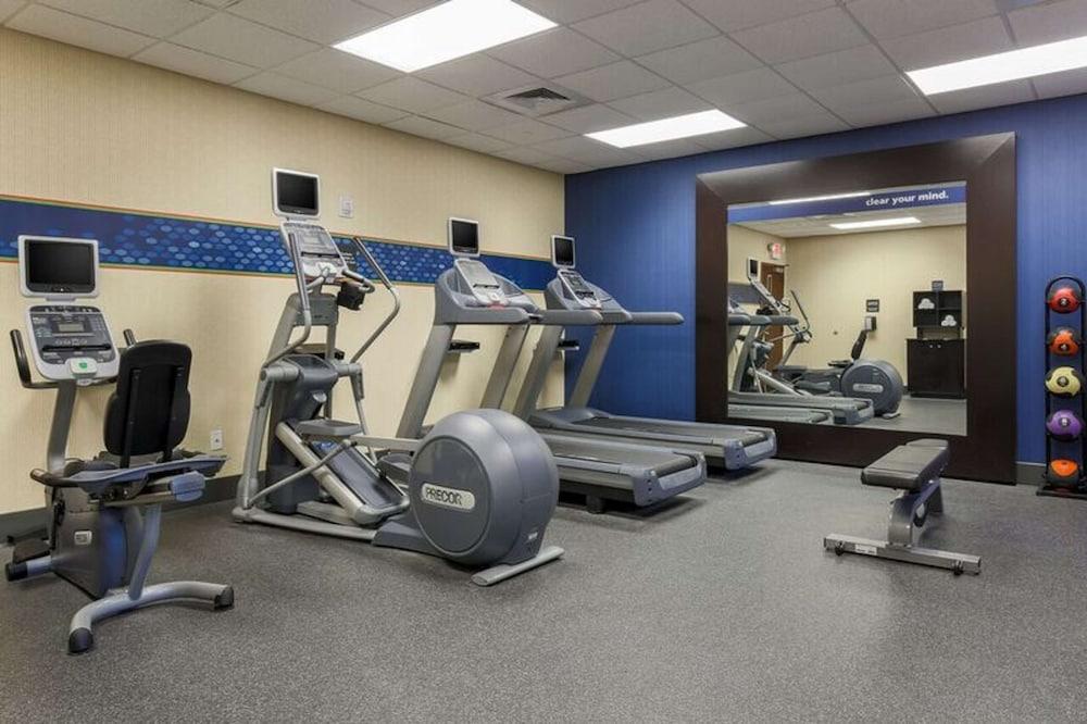 Hampton Inn & Suites Poughkeepsie Spackenkill Exteriör bild