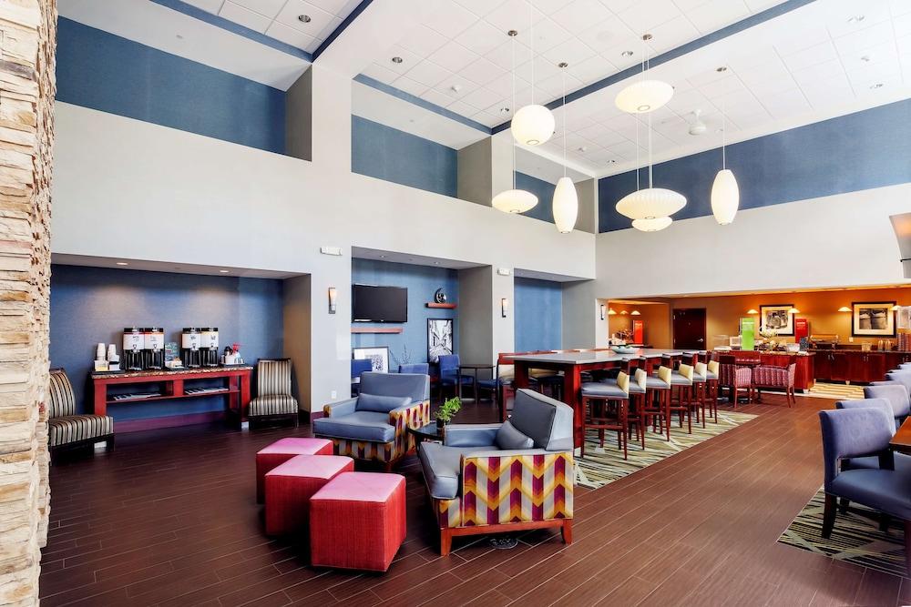 Hampton Inn & Suites Poughkeepsie Spackenkill Exteriör bild