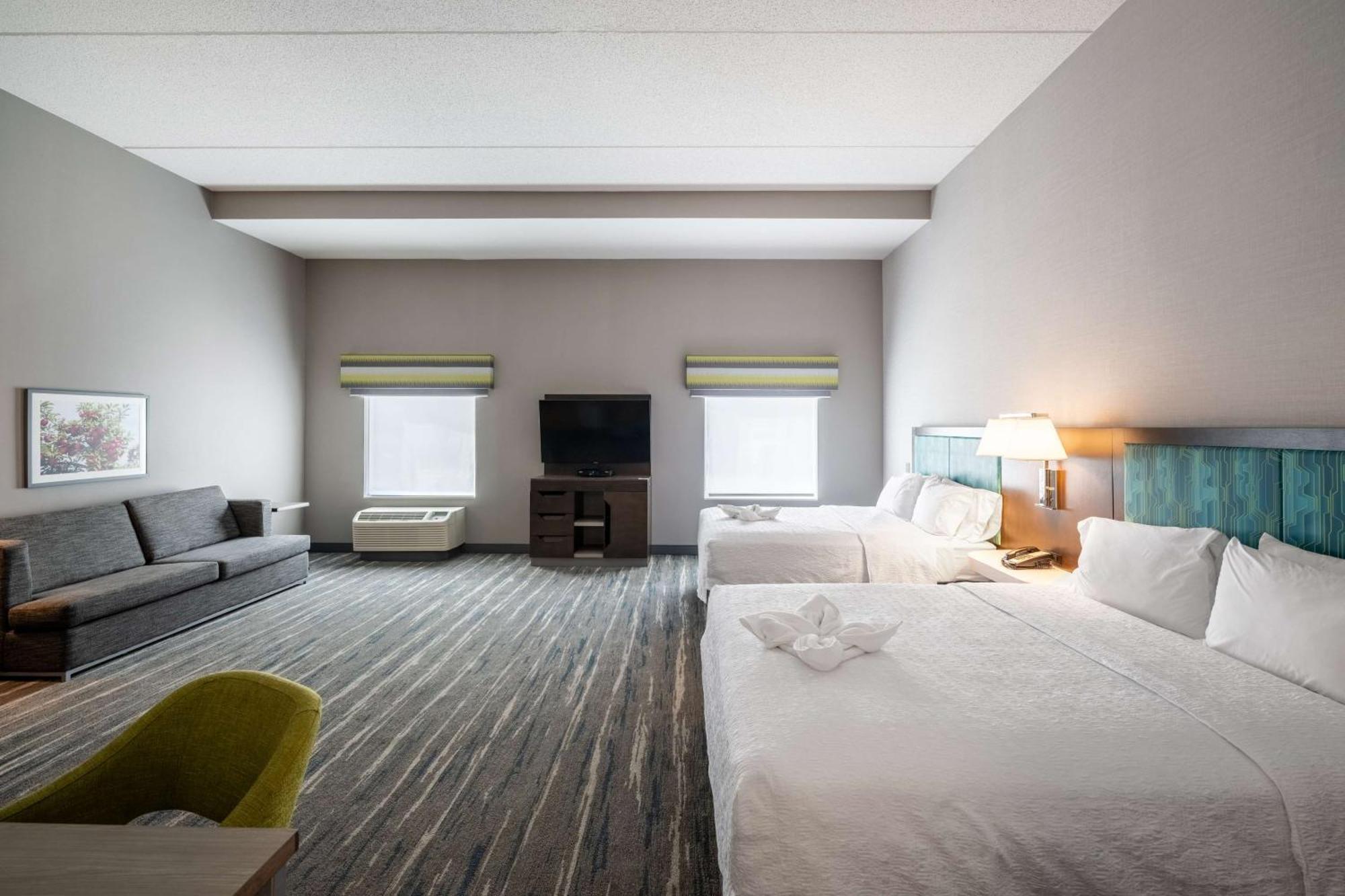 Hampton Inn & Suites Poughkeepsie Spackenkill Exteriör bild